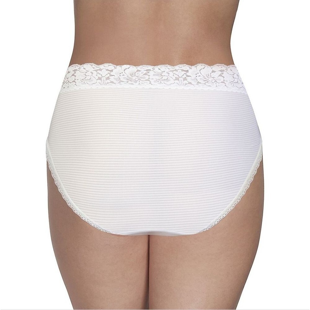 Women's Vanity Fair Flattering Lace Hi-Cut Panty Size 9/2XL Tan